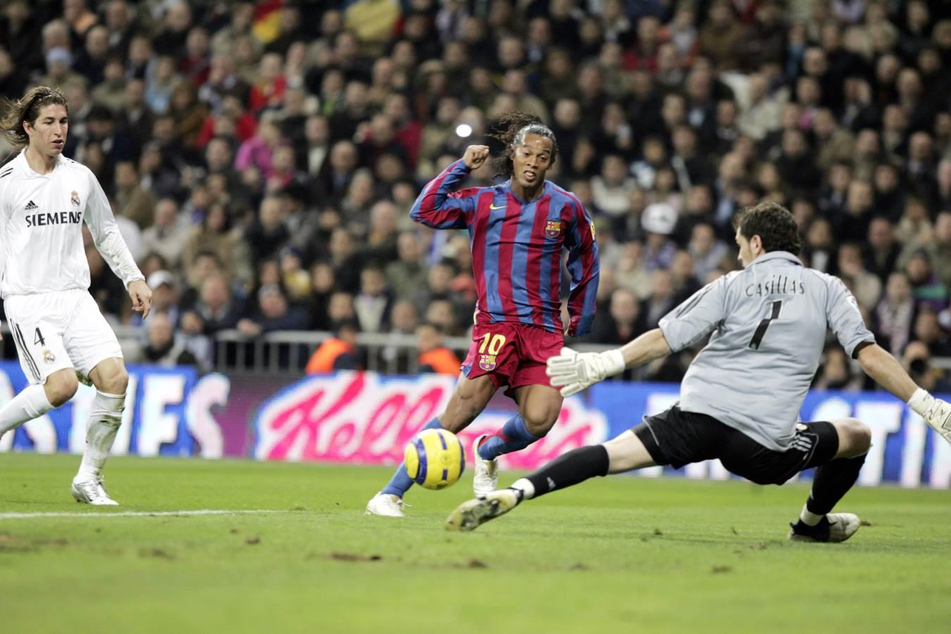 Vidéo - Quand Ronaldinho humiliait Ramos avant de martyriser Casillas