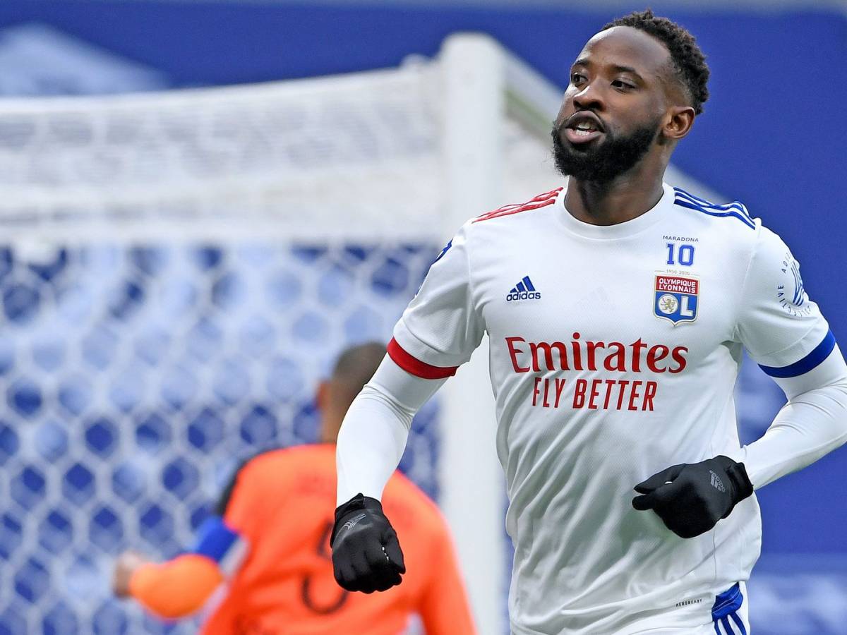 Moussa Dembélé Relance Lyon Avant La Pause, Metz 2-1 OL (VIDEO)