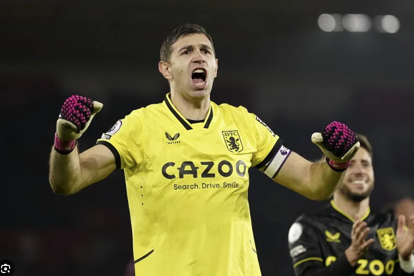 Emiliano Martinez , Aston Villa / Argentine