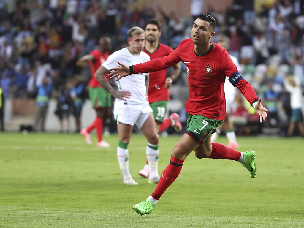  Après sa belle prestation, Cristiano Ronaldo réagit à sa sixième participation à l'Euro 