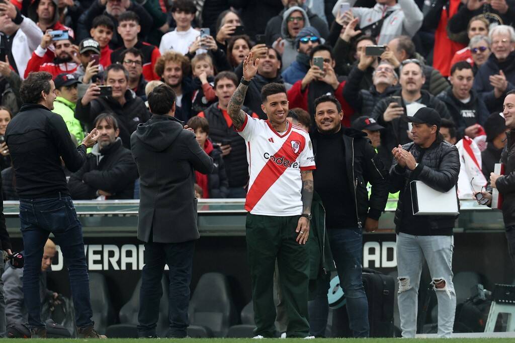  le geste polémique des fans de River Plate contre les joueurs français ! (vidéo)