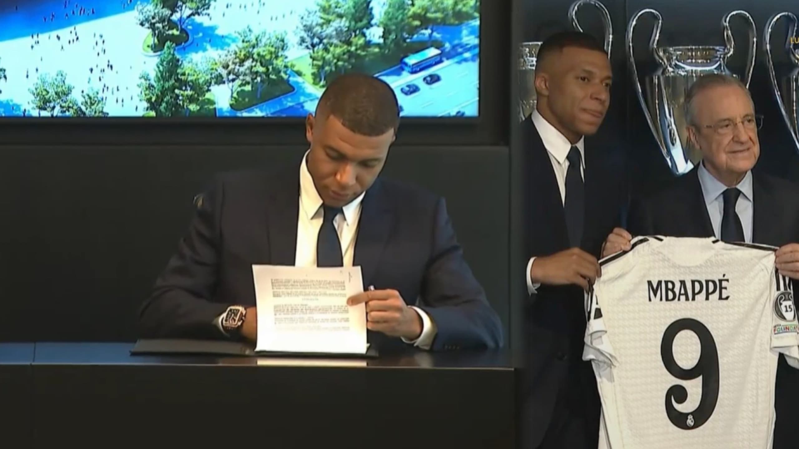 OFFICIEL : Les images éblouissantes de la signature de Mbappé au Real Madrid (VIDEO)