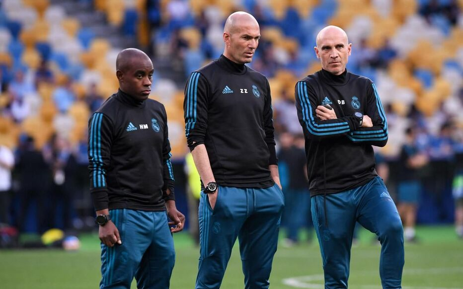  Zidane Envisage un Comeback