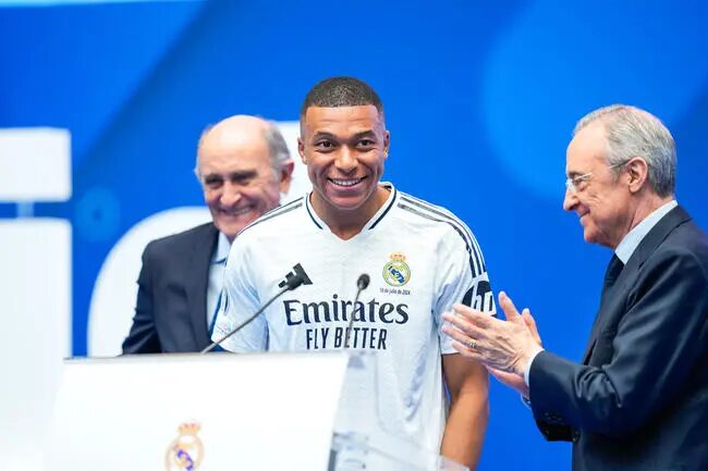 Nouveau joueur du Real Madrid, Kylian Mbappé reçoit un message fort de Jude Bellingham