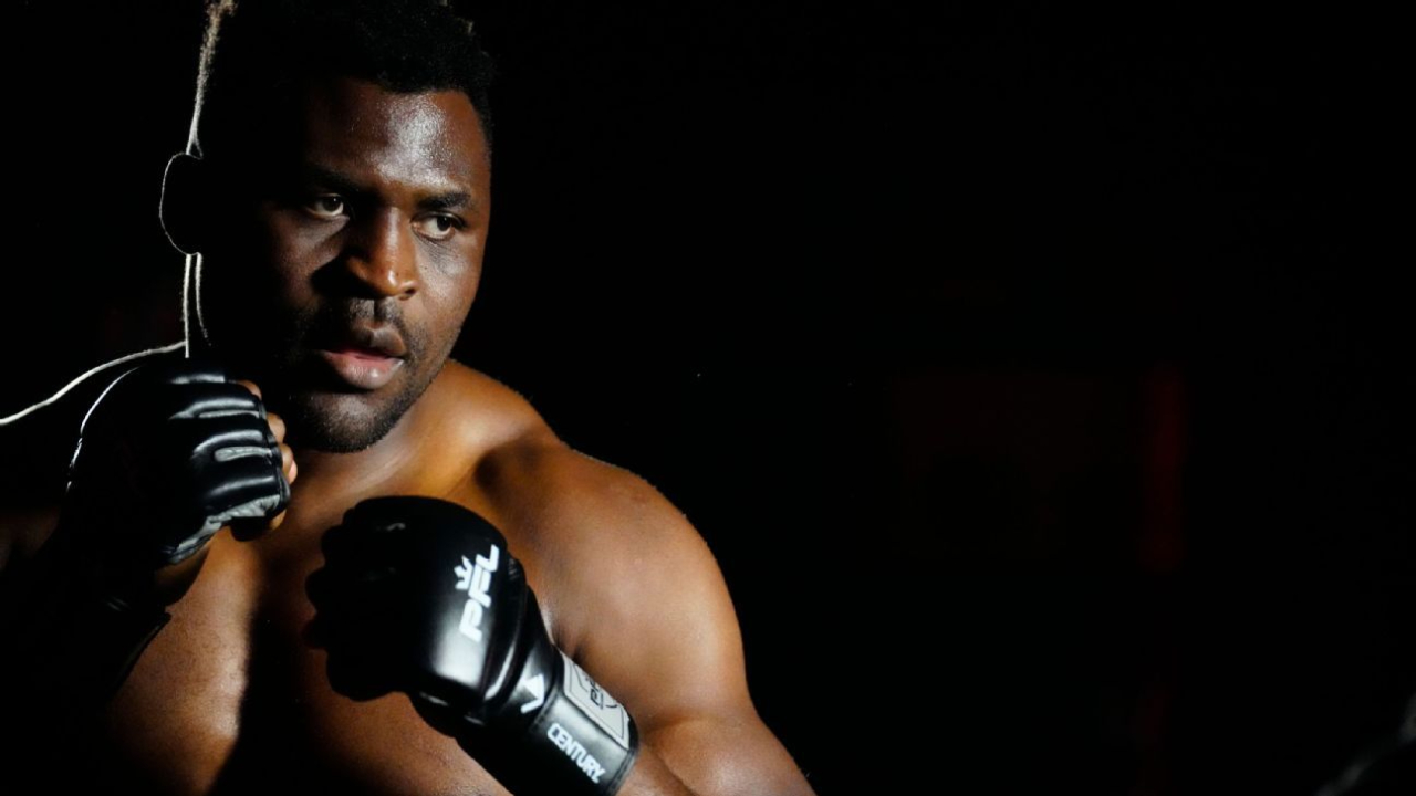 1 mois avant Renan Ferreira, Francis Ngannou lâche une grosse nouvelle inquiétante !