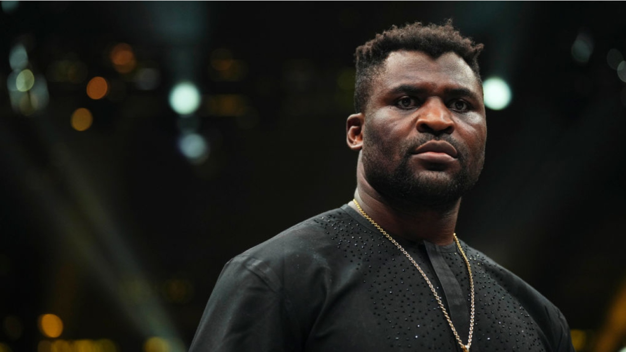 1 mois avant Renan Ferreira, Francis Ngannou lâche une grosse nouvelle inquiétante !