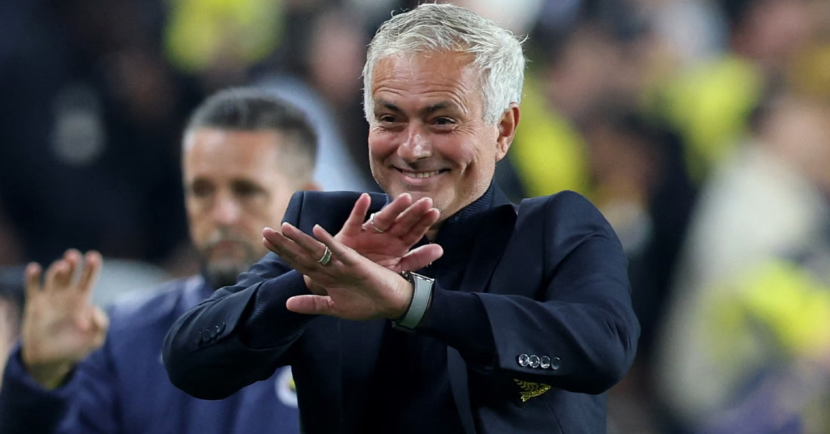 La réaction folle de Mourinho après une double parade d’Onana affole la toile !