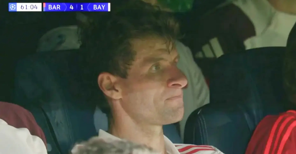 Video : déçu et agacé, la folle réaction de Thomas Müller sur le banc