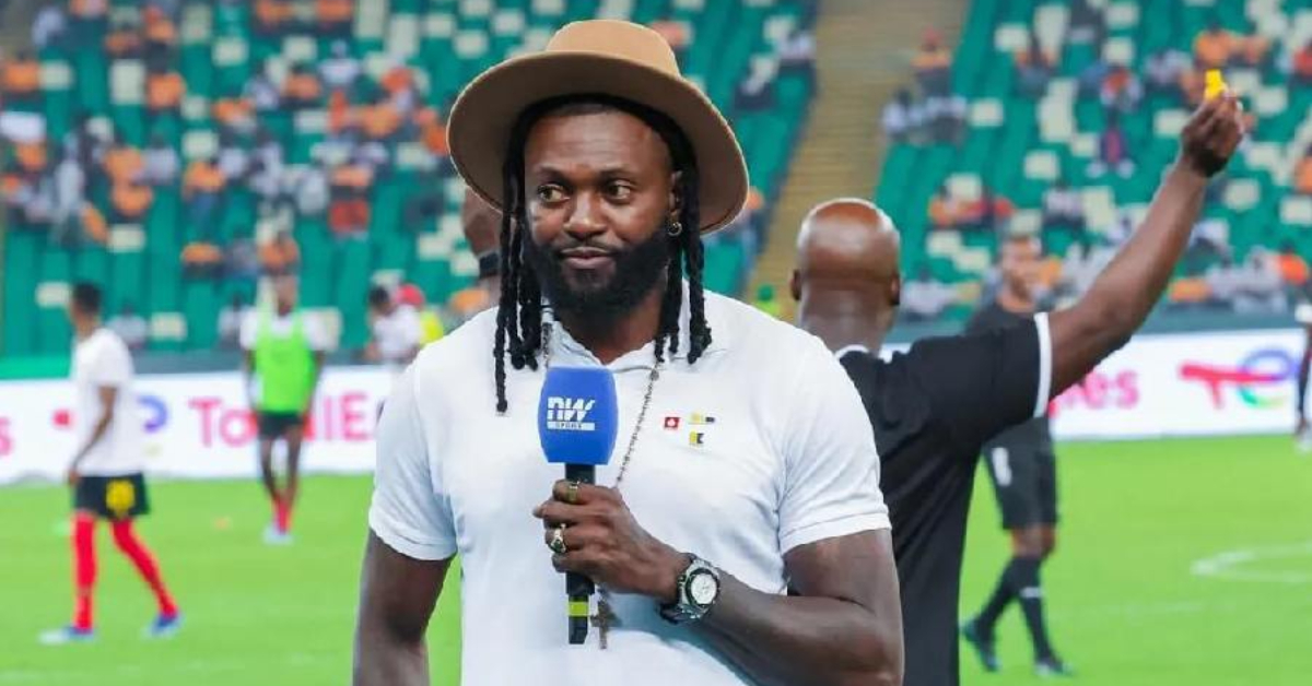 Le coup de gueule d’Adebayor : « C’est inacceptable »