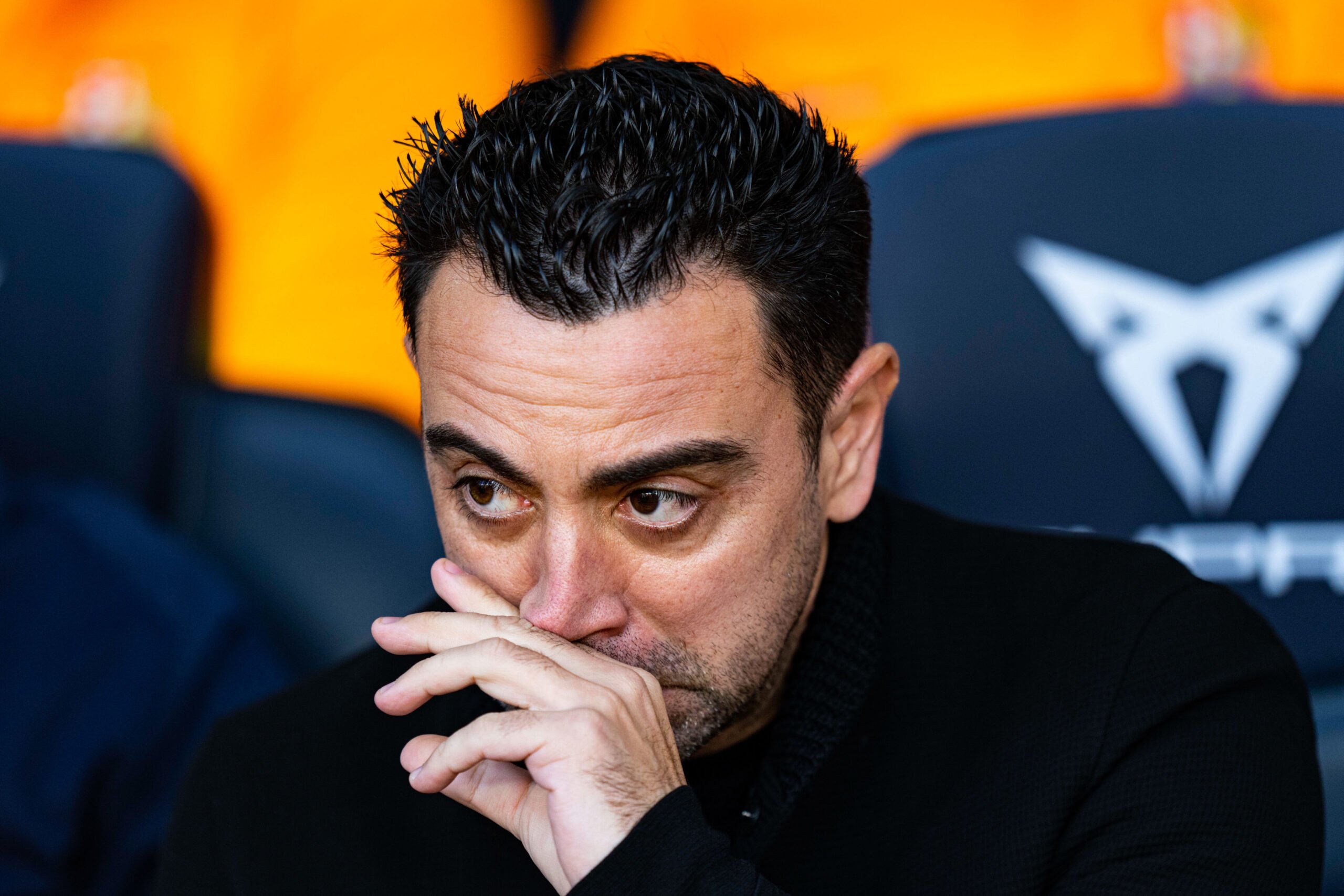 Barça : Un joueur à 21 millions explose Xavi et ses mensonges en public !