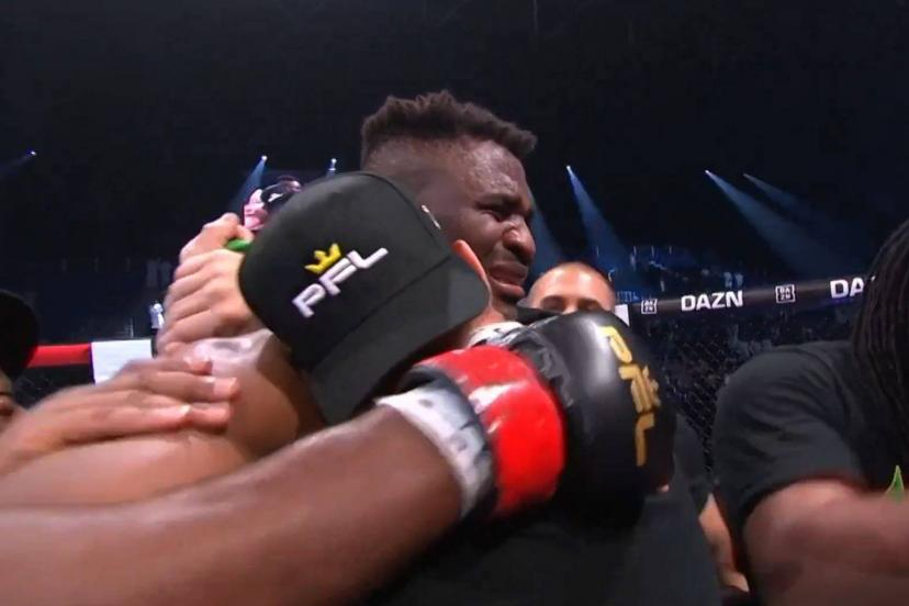  L'émotion inexplicable de Francis Ngannou après sa grosse victoire sur Renan Ferreira