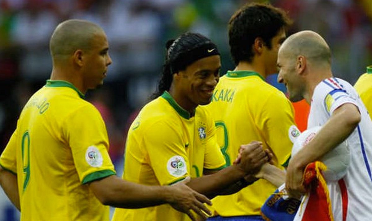 Ronaldinho se lâche sur Zidane et balance tout !