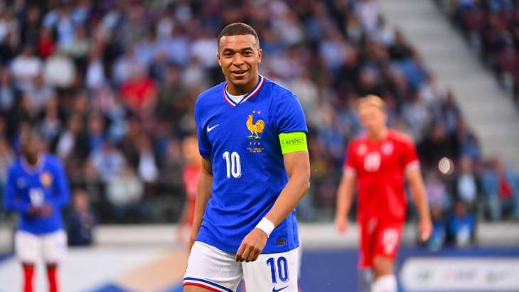  Mbappé aperçu en boîte de nuit pendant Israël - France !