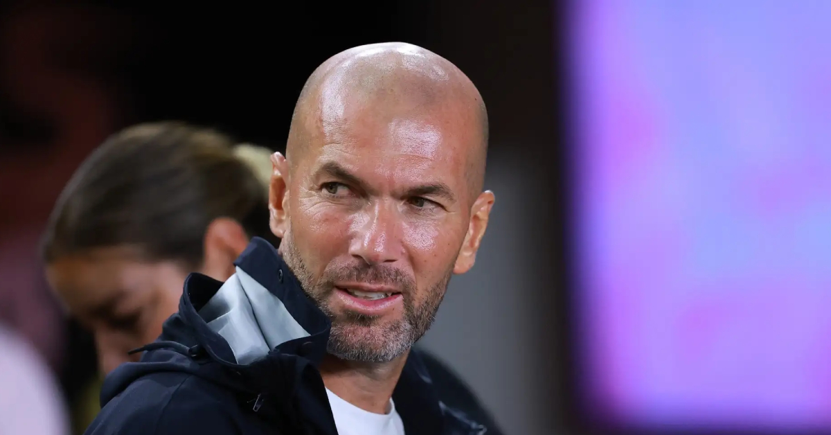 Zidane prêt à relever un nouveau défi ? Un club chaud sur sa piste !