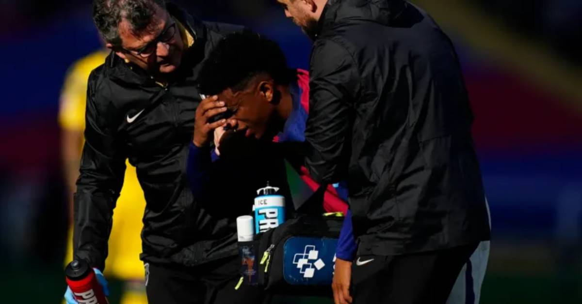 Baldé évacué sur civière, la tension monte au Camp Nou (VIDEO)