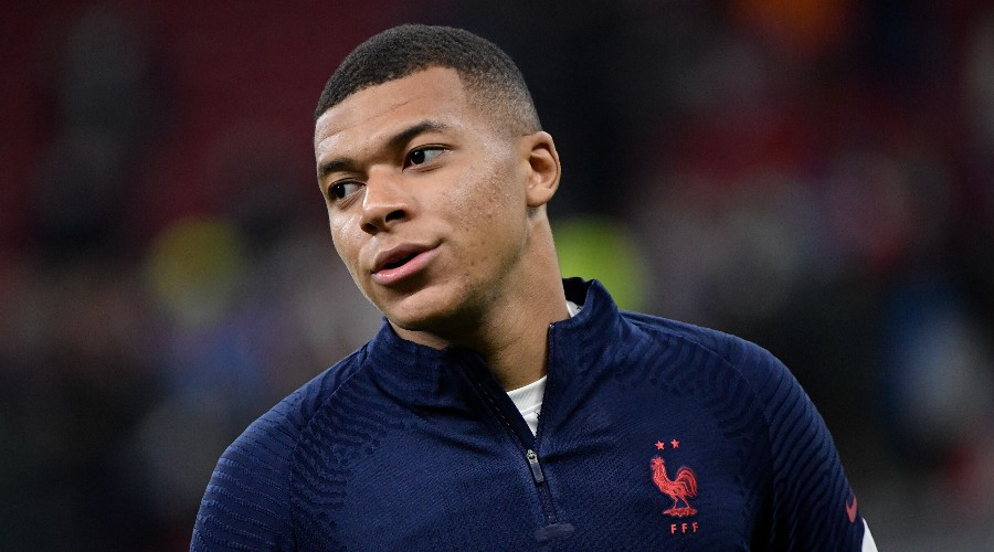  La très grosse décision de Mbappé avec l'équipe nationale !