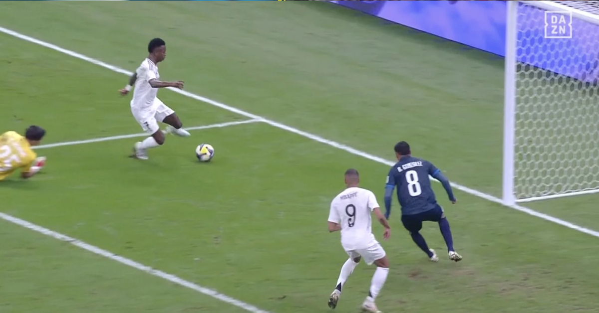 VIDEO : Mbappé conclut une action collective exceptionnelle face à Pachuca, la BMV régale