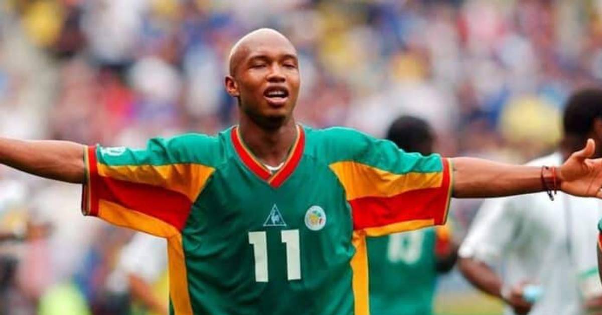 Les révélations surprenantes d’un ex-coéquipier sur El Hadji Diouf : « À 17 ans, il venait dans les vestiaires et… »