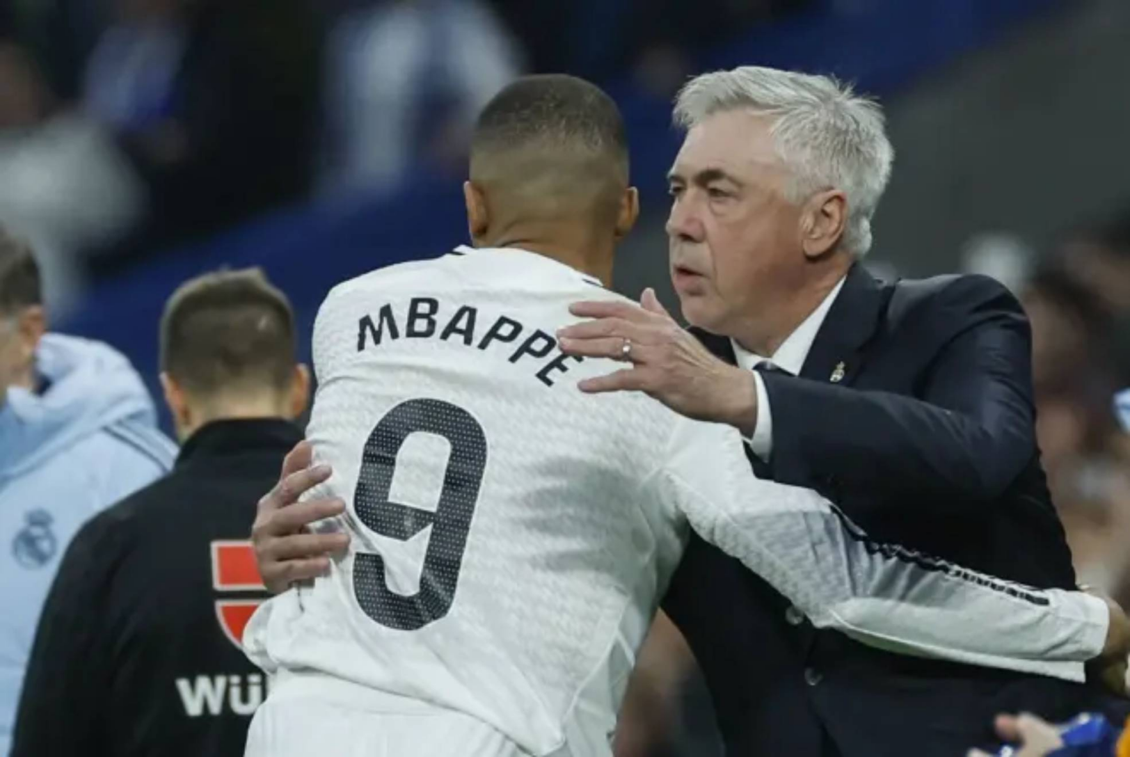  Carlo Ancelotti réagit au sublime but de Mbappé contre Séville