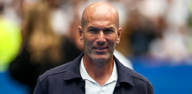 Zidane prêt à entraîner à nouveau ? Voici ses exigences