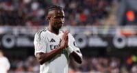 1200 L real madrid majorque vinicius a dgoupill dans les vestiaires 1