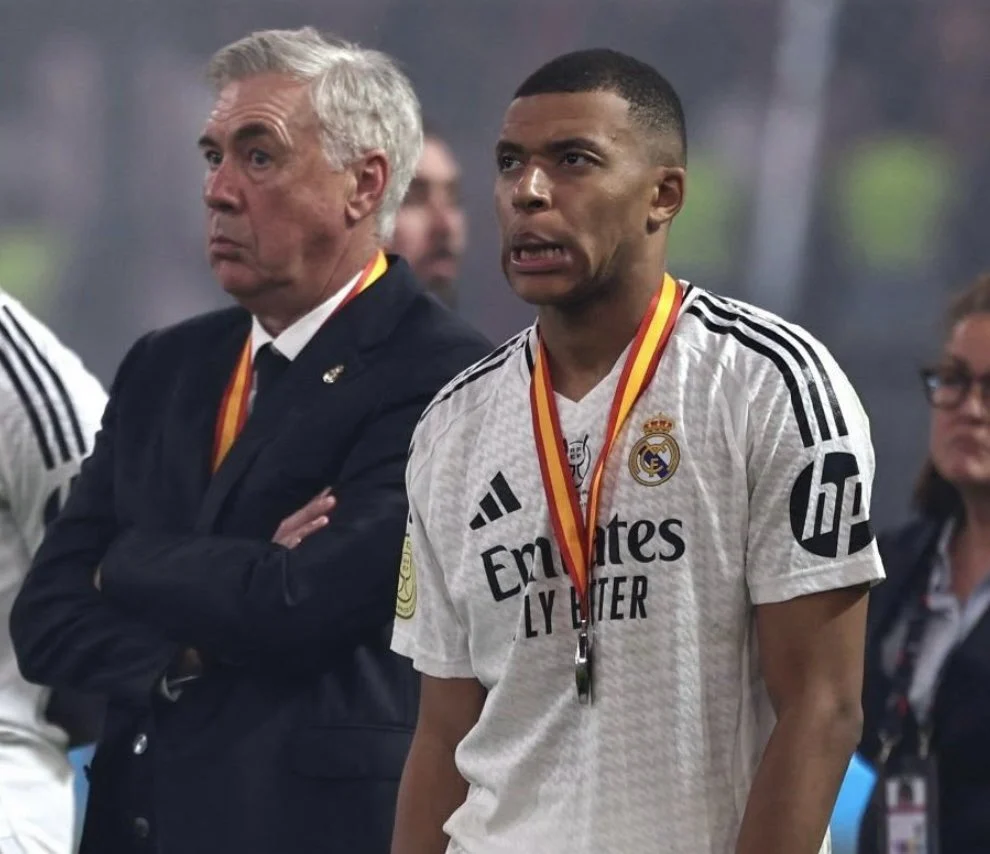  le vestiaire se rebelle, Ancelotti en plein mea culpa