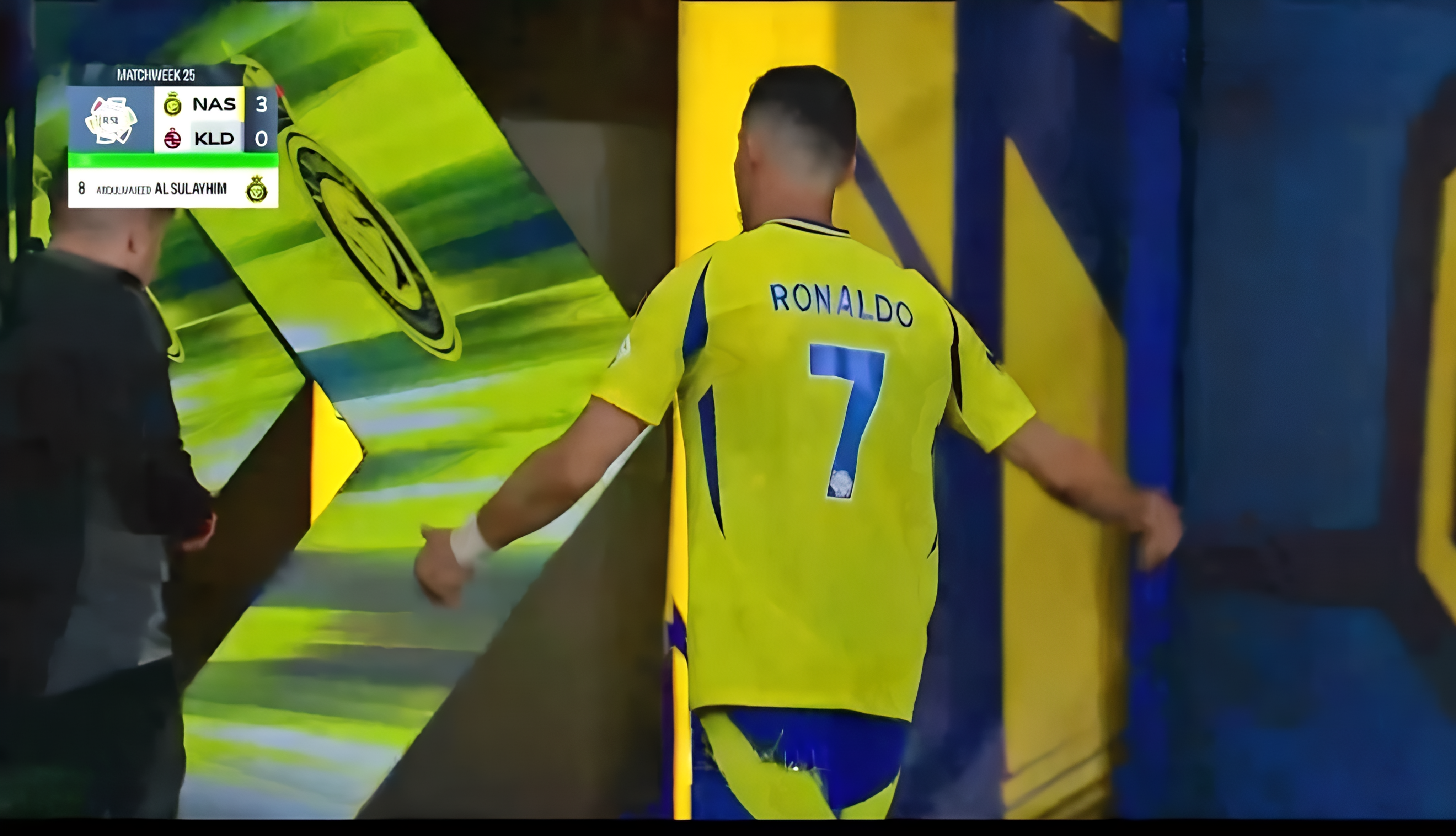 Al Nassr : L’attitude horrible de Cristiano Ronaldo après sa sortie agace les fans (VIDEO)