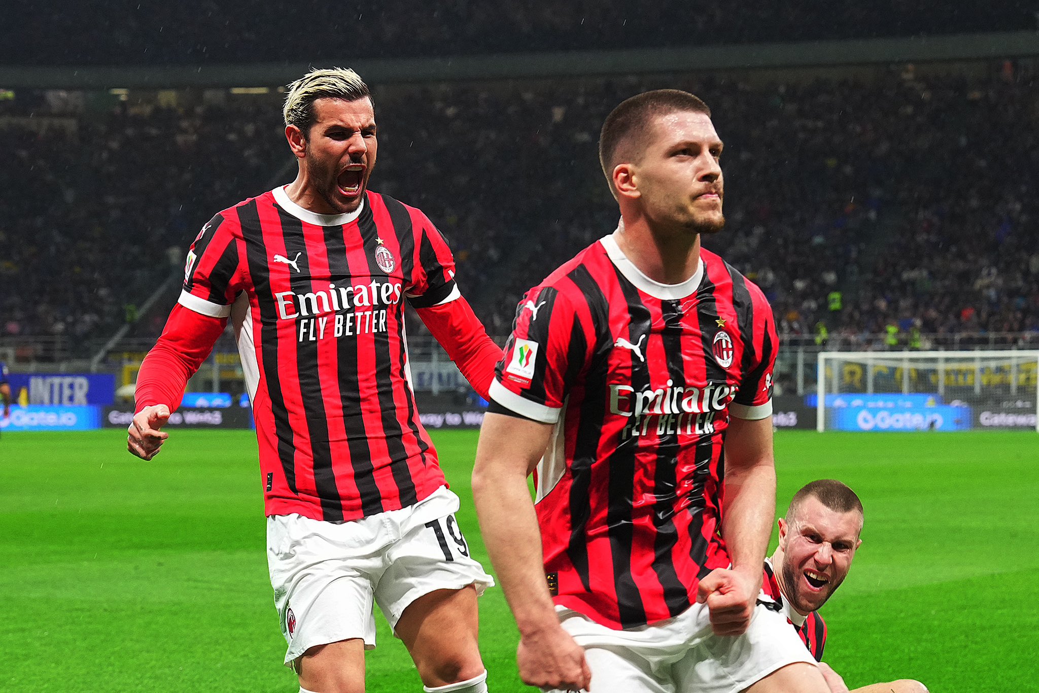 Jovic fait exploser l’Inter : le Milan AC file en finale de la Coppa Italia